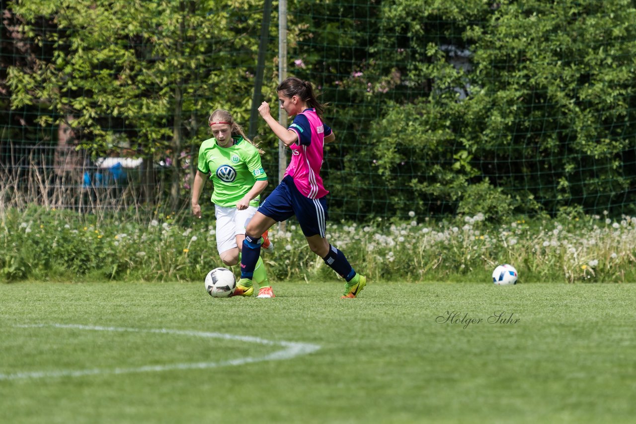 Bild 182 - wBJ HSV - VfL Wolfsburg : Ergebnis: 4:1